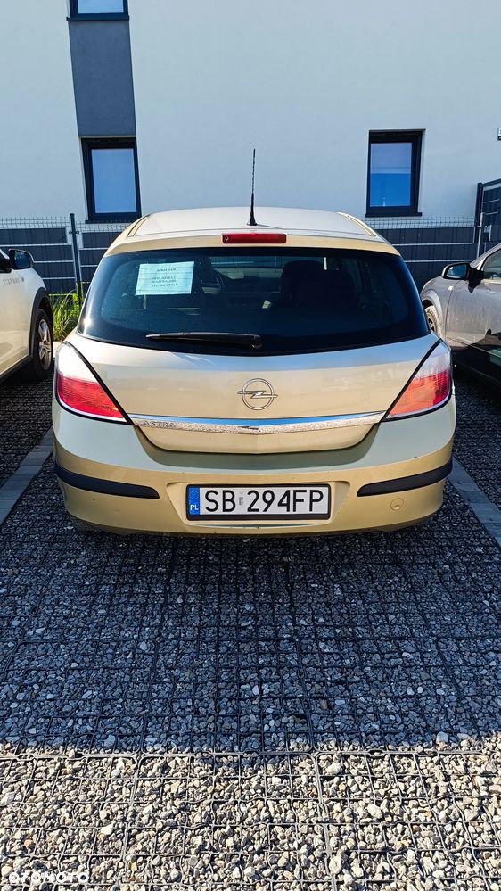Opel Astra 2004 photo 3