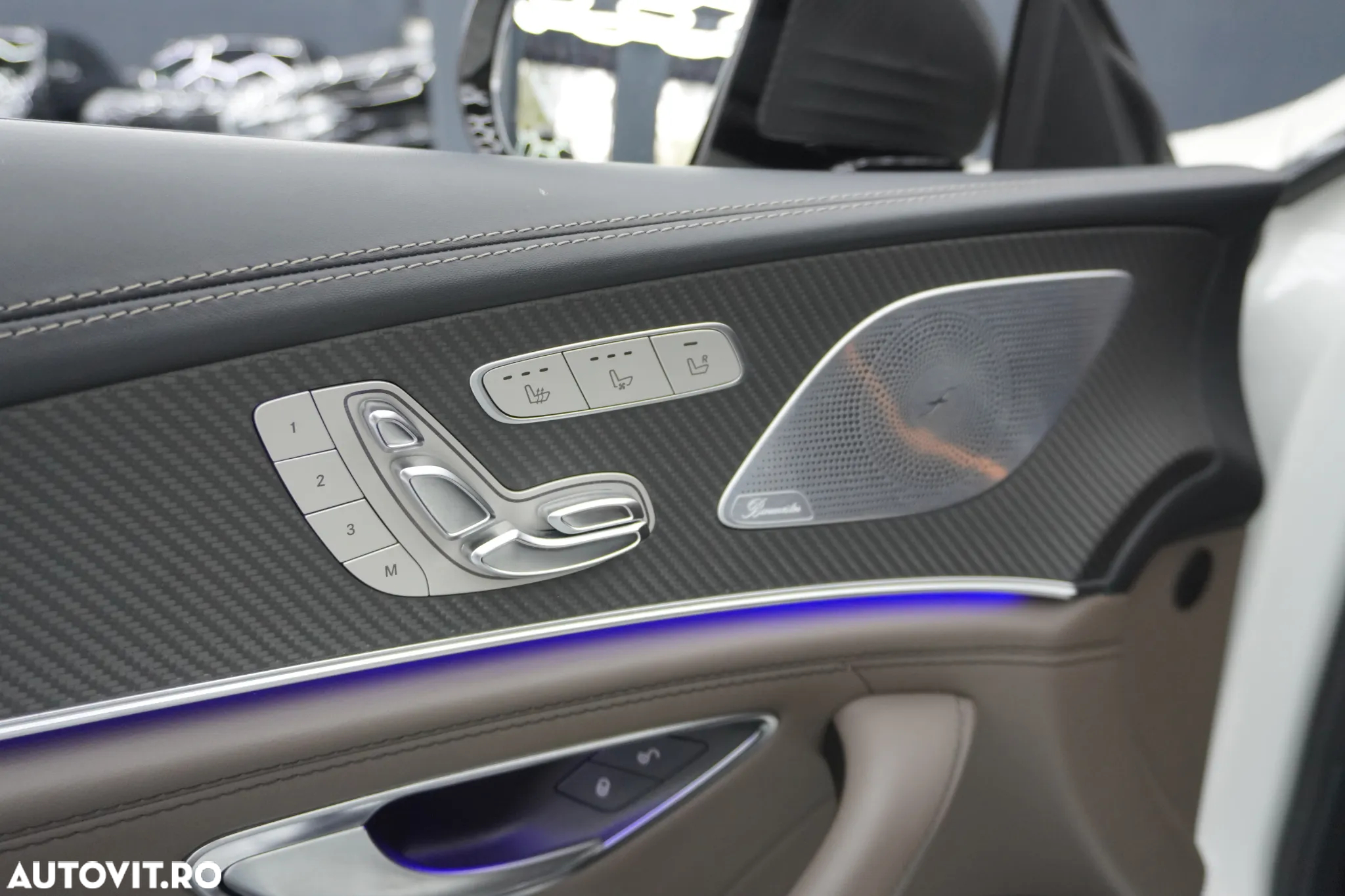 Mercedes-Benz AMG GT-S 63 4MATIC+ - 14