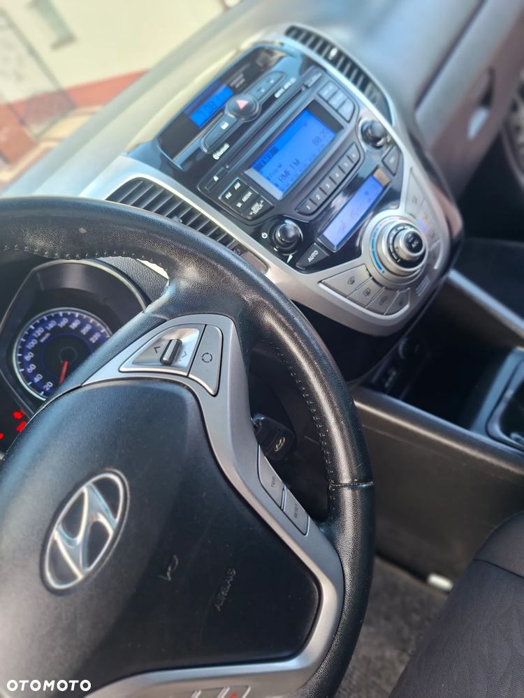 Hyundai ix20 1.4 Edition 20 - 28