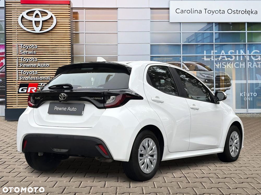 Toyota Yaris - 8