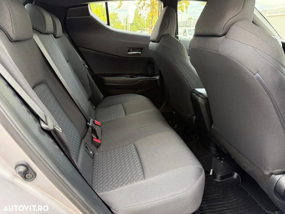 Toyota C-HR 1.8 HSD 122 CP 4x2 CVT Core - 18