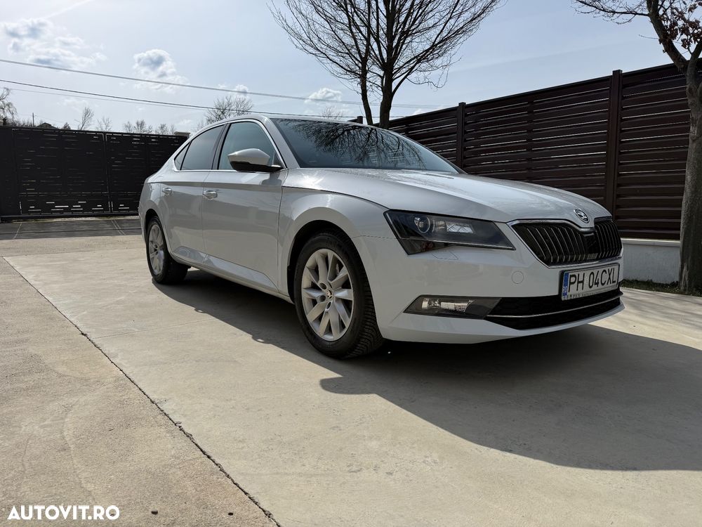 Skoda Superb 2.0 TDI Ambition - 2