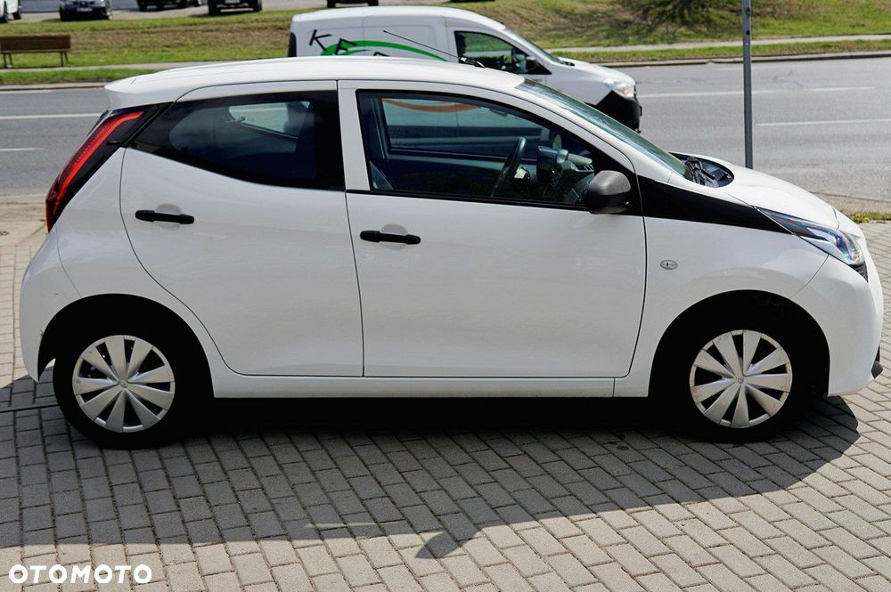 Toyota Aygo x - 4