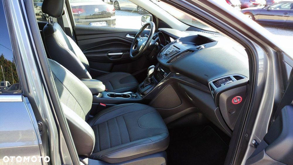 Ford Kuga - 24
