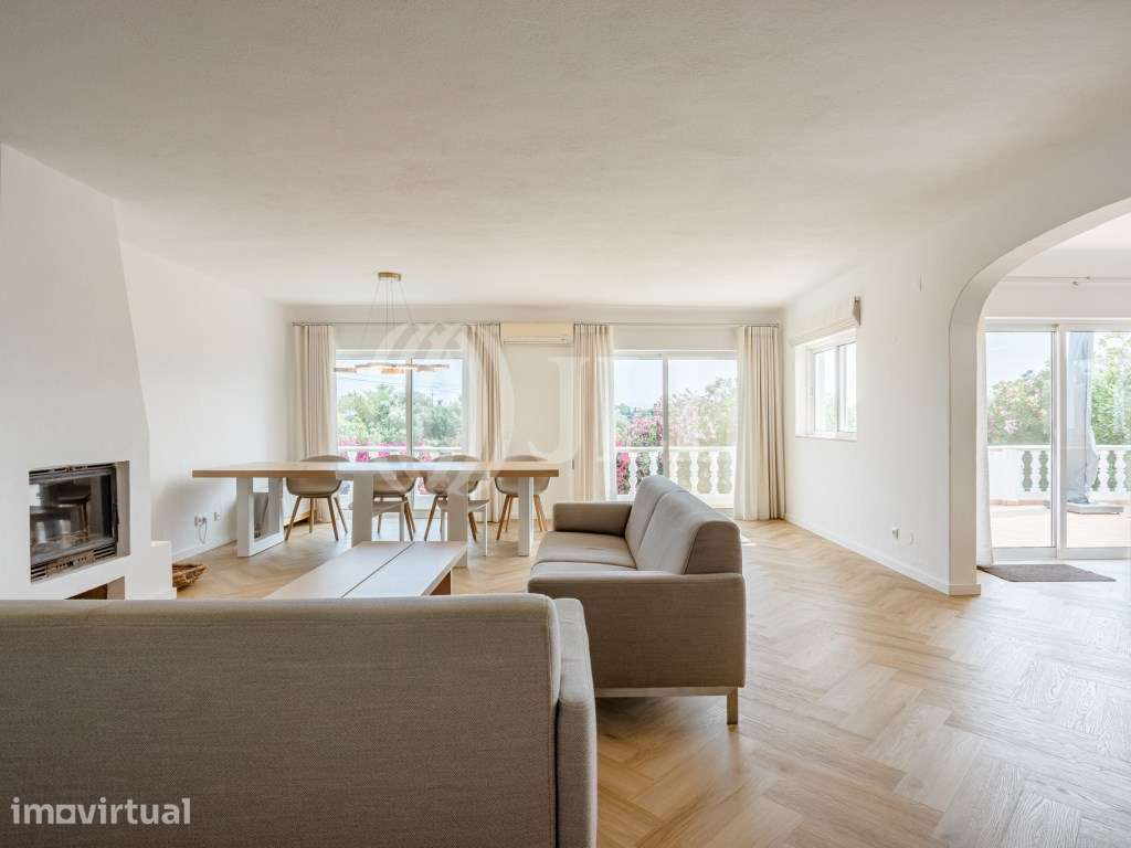 Moradia T5 com piscina e jardim, em Boliqueime, Algarve - Grande imagem: 2/34