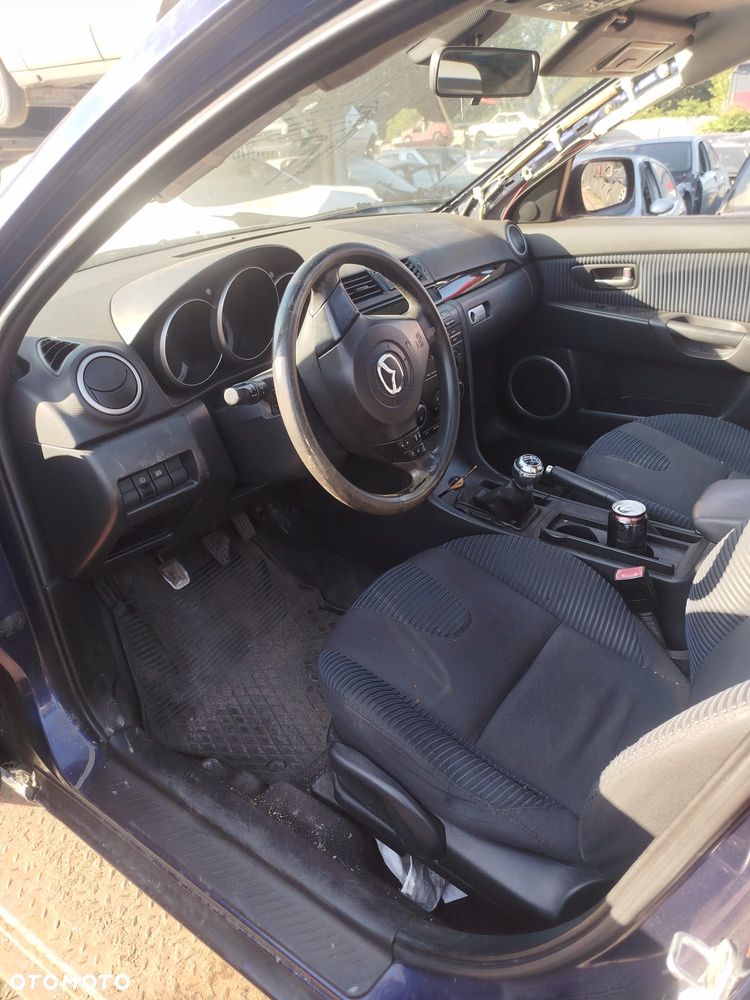 Mazda 3 na części - 4