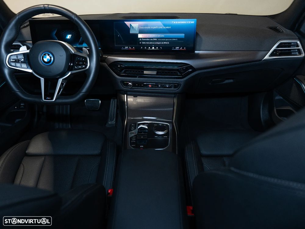 BMW 330 e Pack Desportivo M Auto - 8