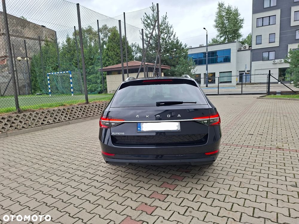 Skoda Superb 2.0 TDI SCR Style DSG - 8