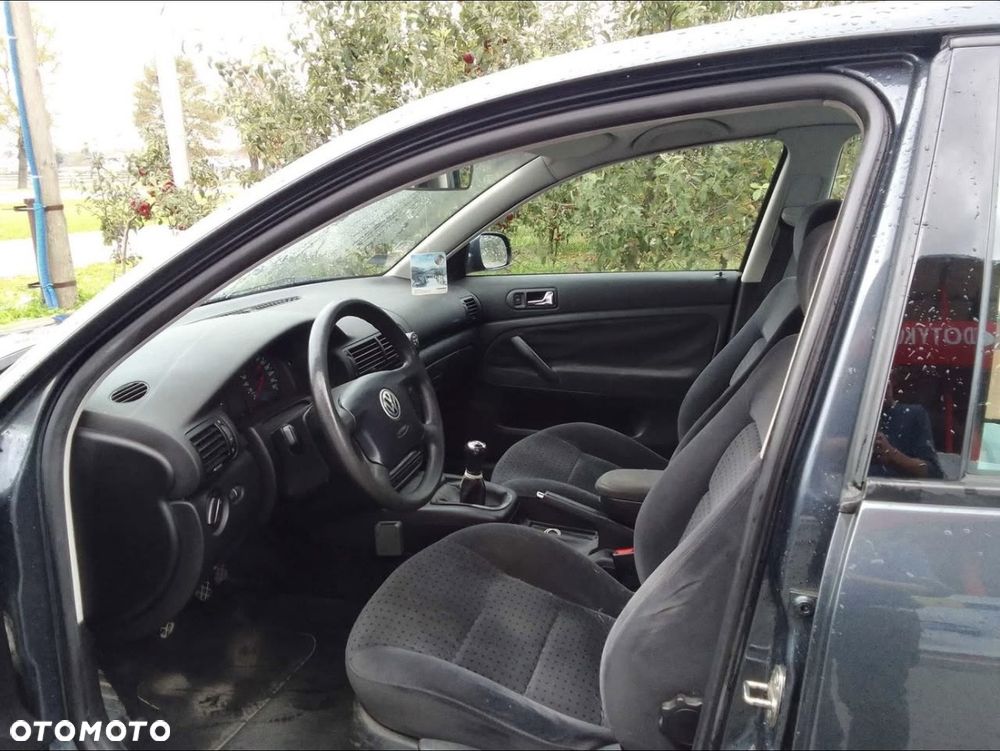 Volkswagen Passat - 7