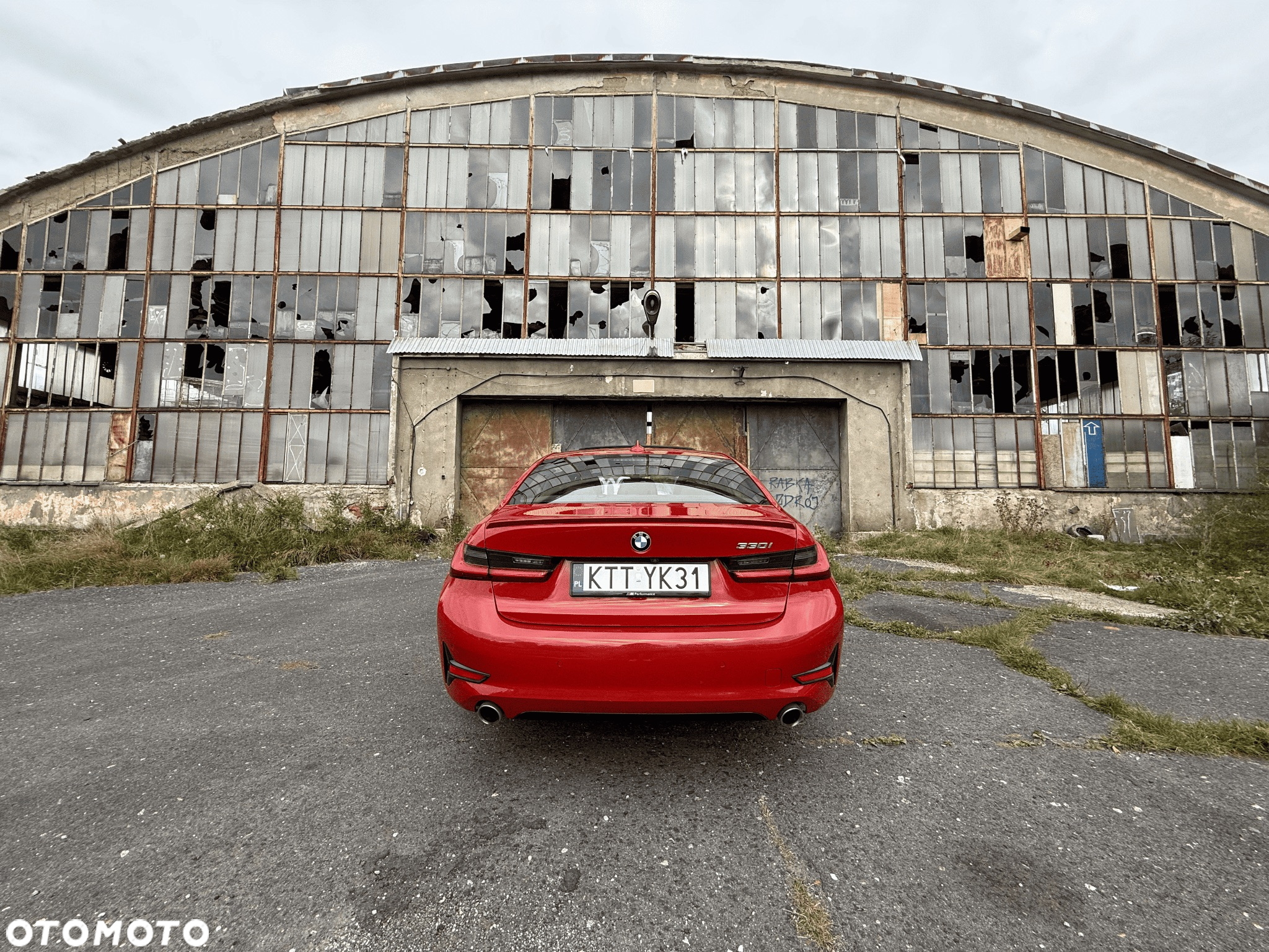 BMW Seria 3 330i Sport Line - 31