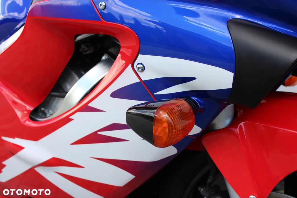 Honda CBR - 31