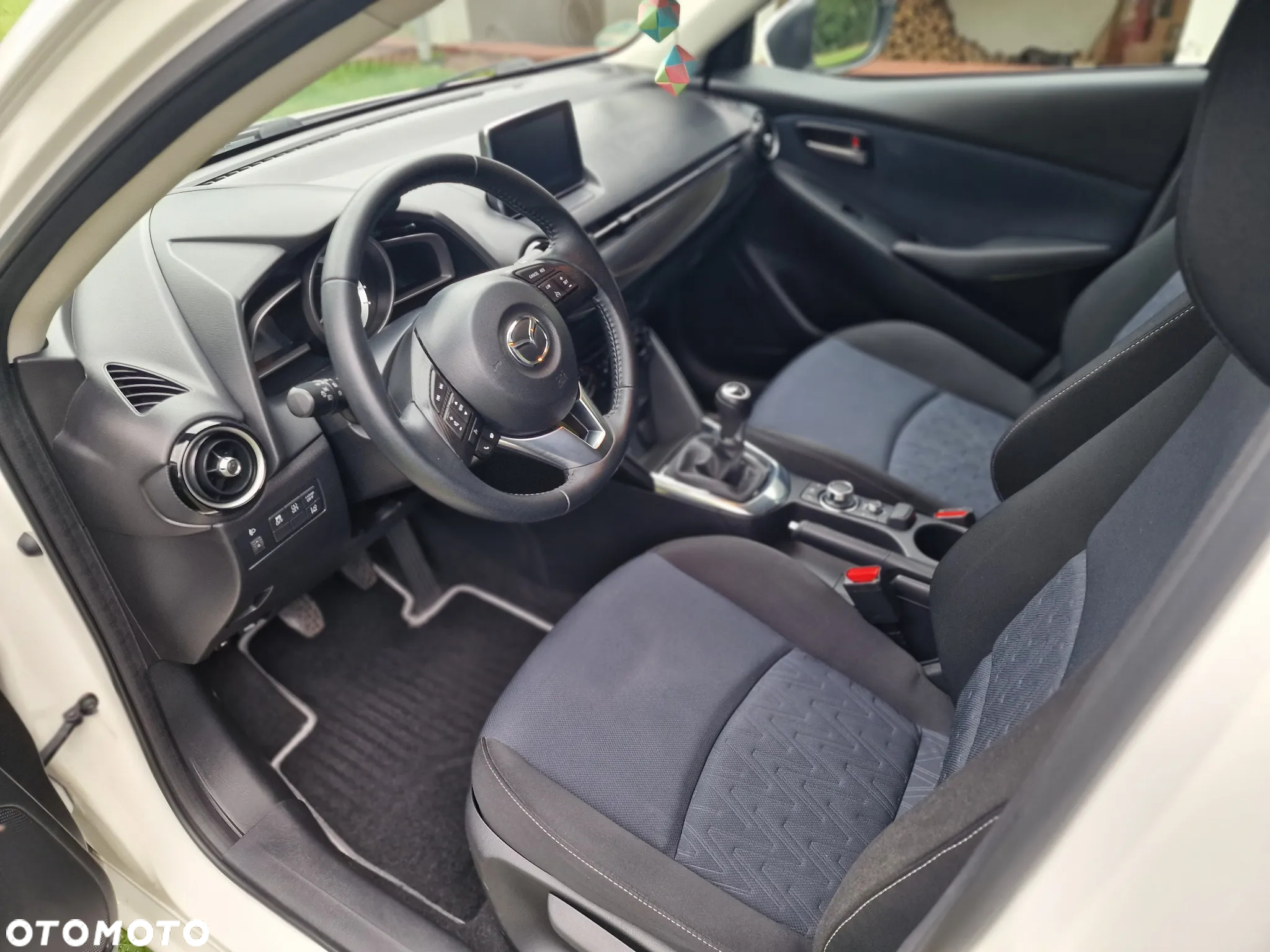 Mazda 2 1.5 Skymotion - 11