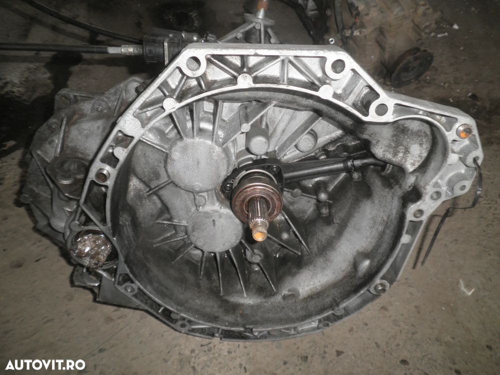 Cutie viteze Renault Espace 2.2 DCI 8200065323