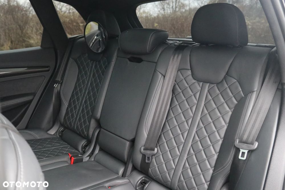 Audi SQ5 - 10