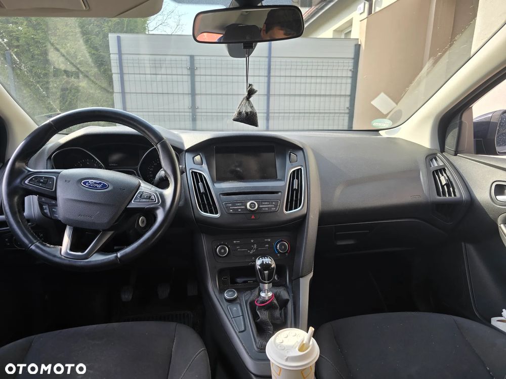 Ford Focus - 16