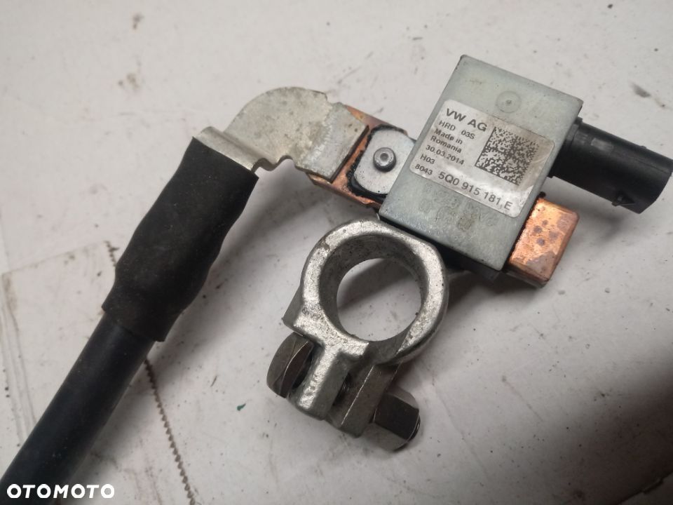 Klema minusowa VW GOLF VII 5Q0915181E - 2