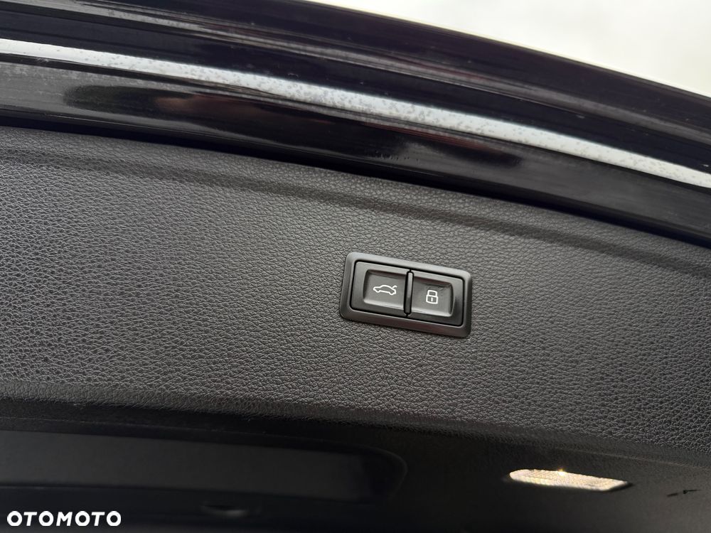 Audi Q5 40 TDI quattro S tronic S line - 35