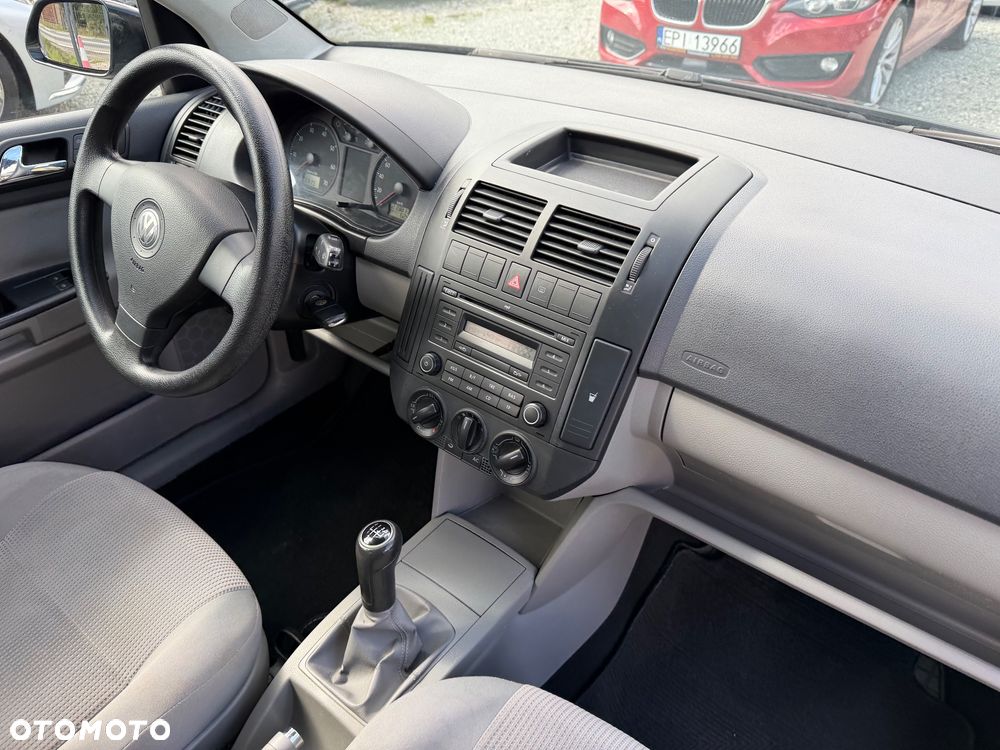 Volkswagen Polo 1.4 Comfortline - 34