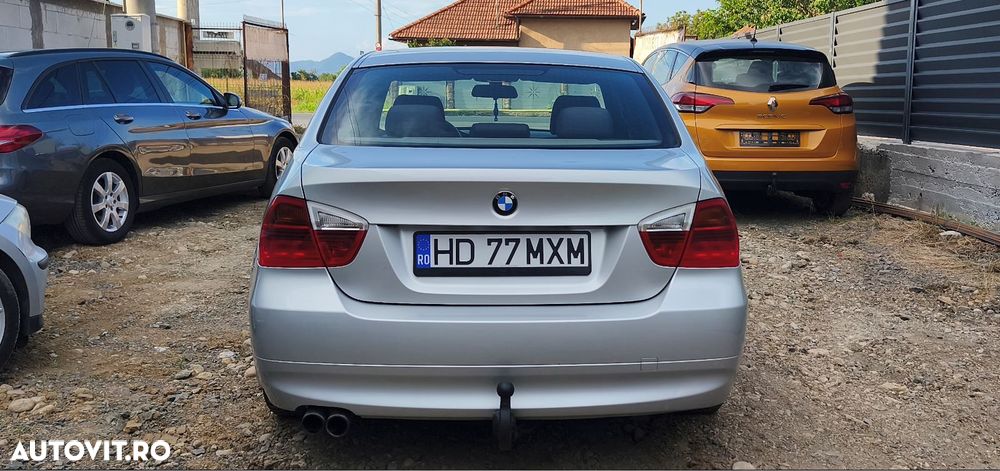 BMW Seria 3 325xi - 34