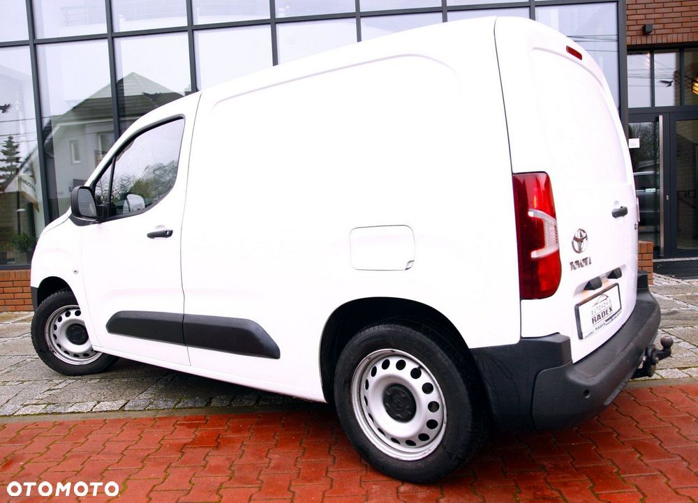 Toyota Proace City - 25