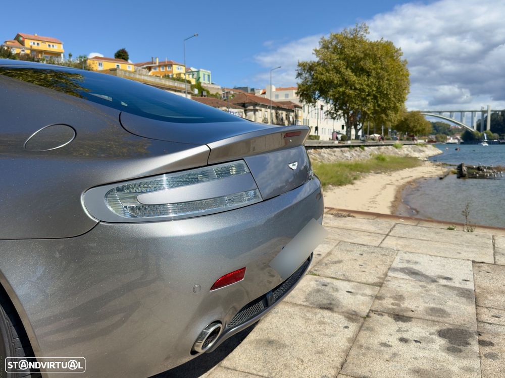 Aston Martin Vantage Coupe V8 Sportshift - 18