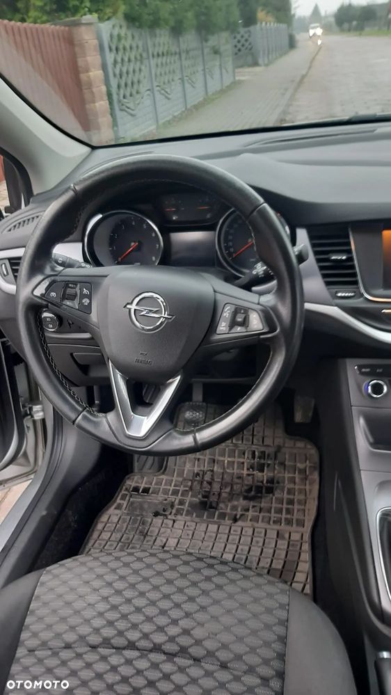 Opel Astra V 1.4 T Dynamic - 8