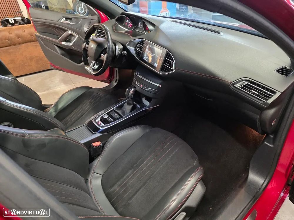 Peugeot 308 BlueHDi FAP 180 EAT8 Stop & Start GT - 41