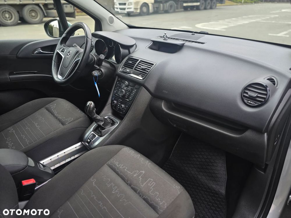 Opel Meriva - 24
