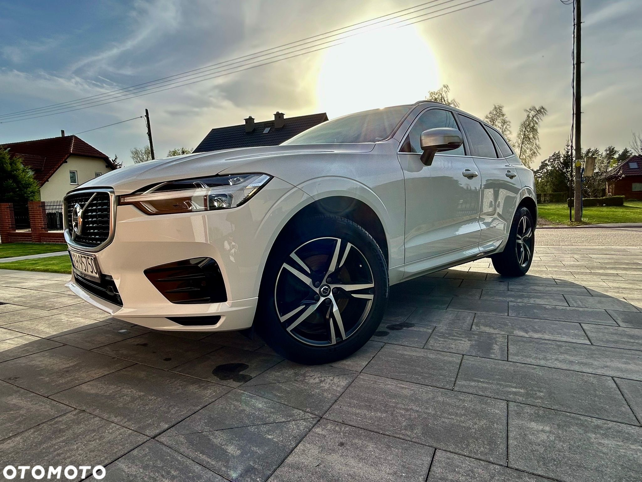 Volvo XC 60 D4 R-Design - 9