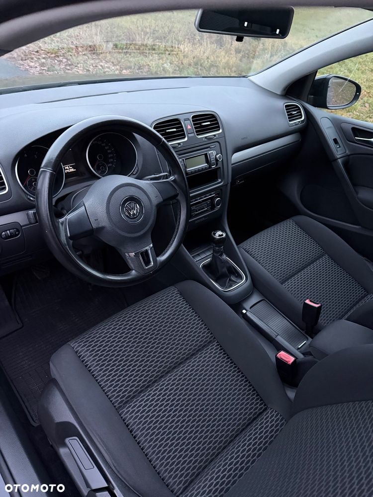 Volkswagen Golf - 12