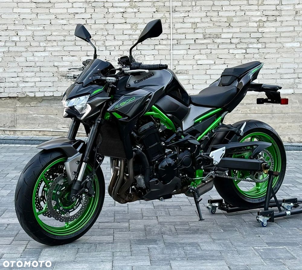 Kawasaki Z 900 - 6