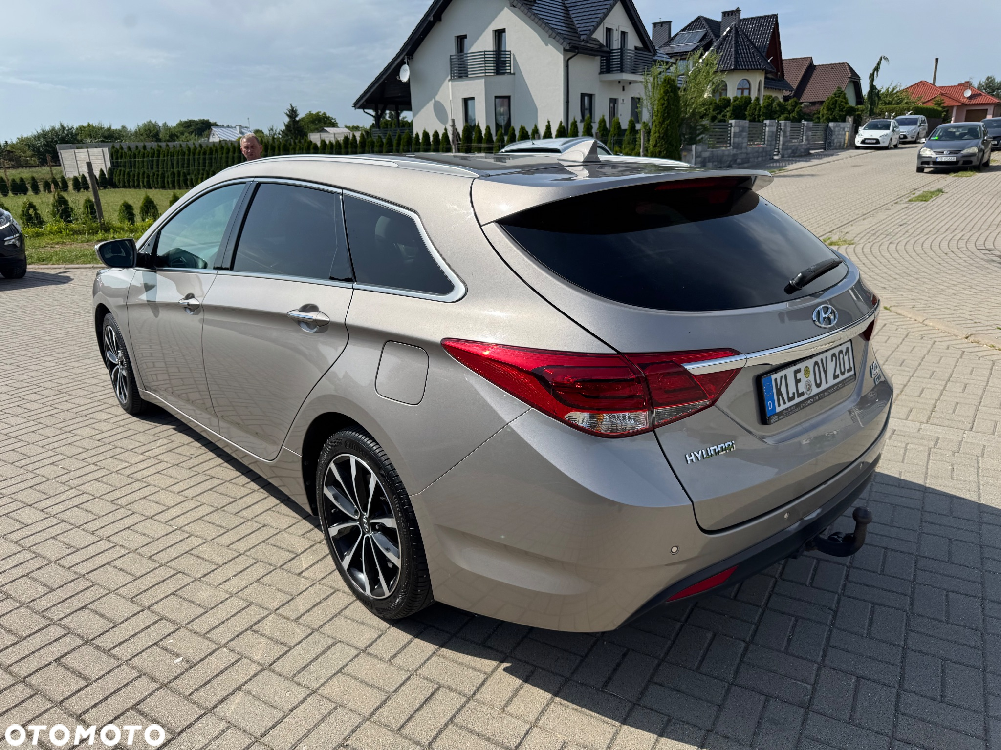 Hyundai i40 Kombi 1.7 CRDi DCT Premium - 12