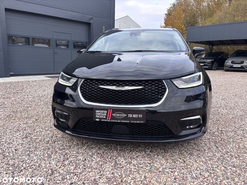 Chrysler Pacifica - 10
