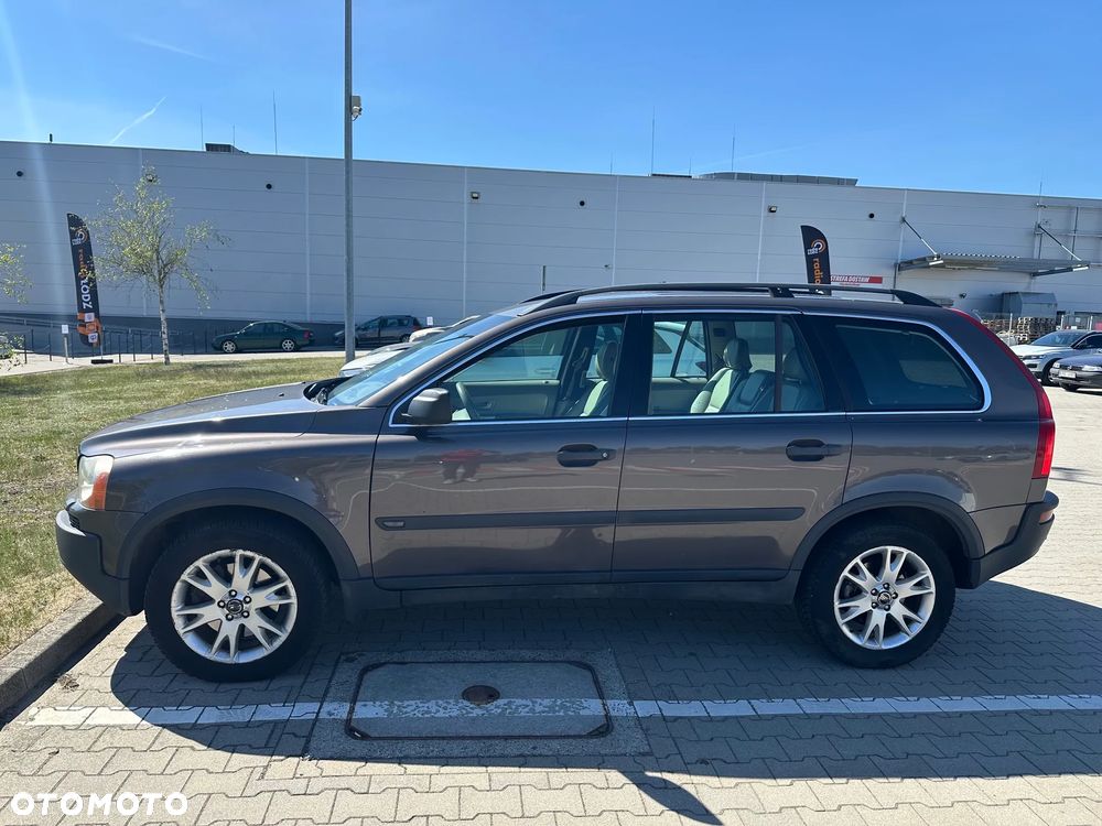 Volvo XC 90 2.4 D5 - 4