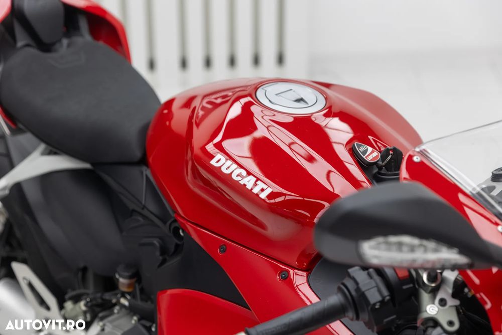 Ducati Panigale V2 - 12