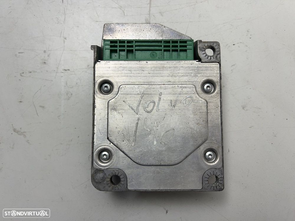 Centralina airbag Usado VOLVO V40 (07.1995 - 06.2004) 30613047A 30613047 A - 2