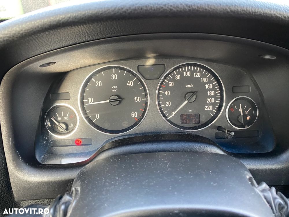 Opel Astra - 10