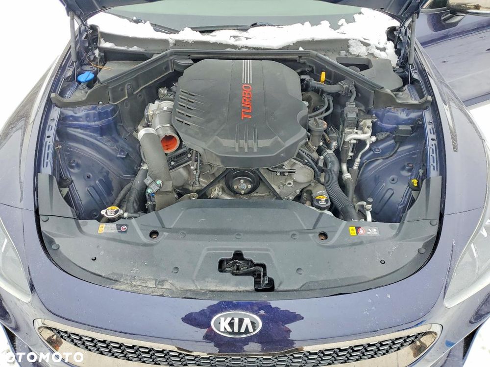 Kia Stinger 3.3 T-GDI V6 GT AWD - 12