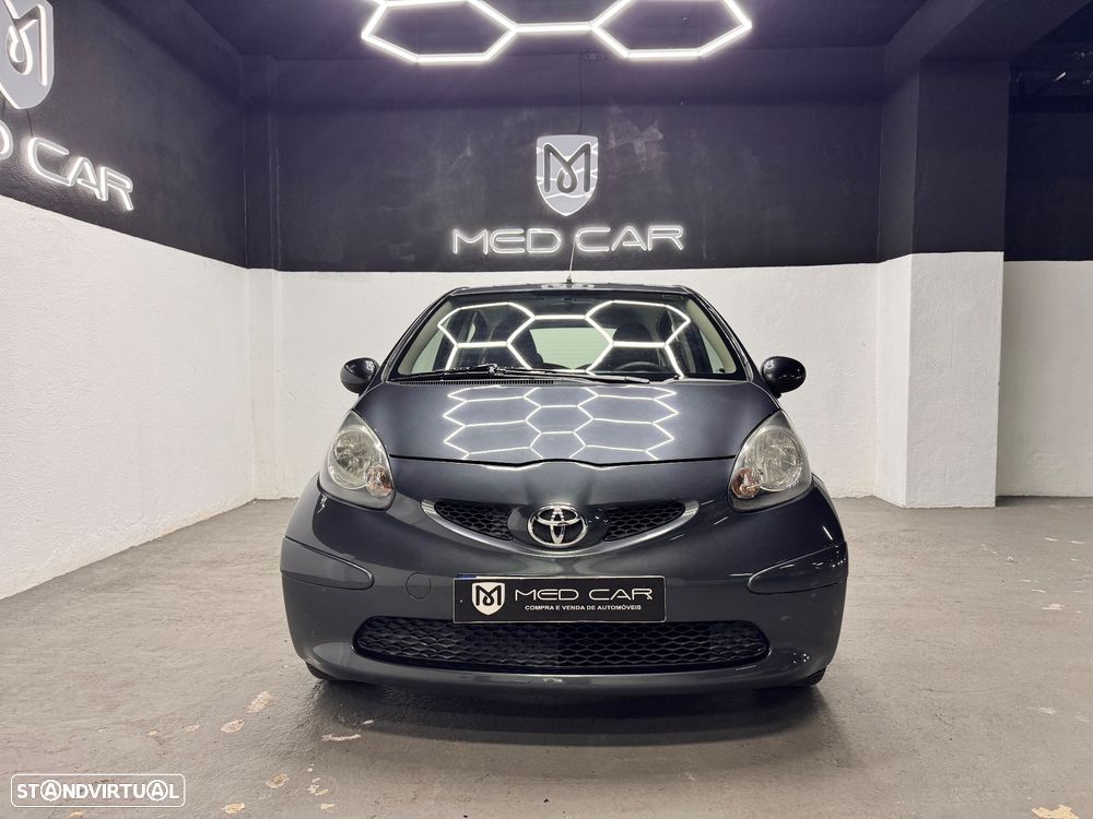 Toyota Aygo 1.0 Plus Sport Pack - 3