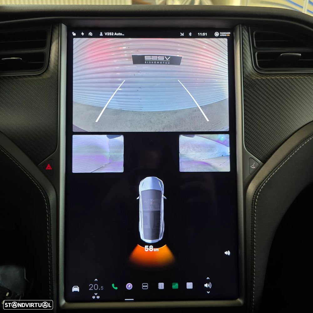 Tesla Model X Performance - 16