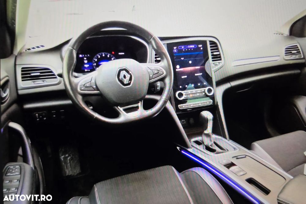 Renault Megane TCe 140 GPF EDC INTENS - 6
