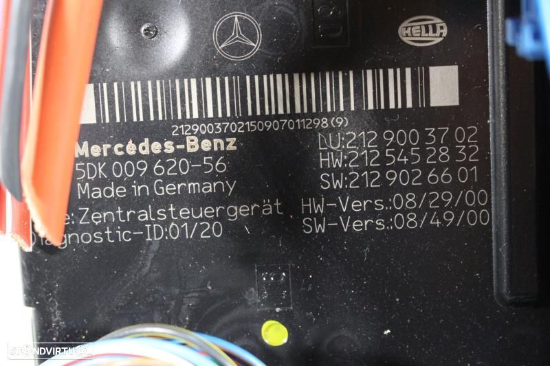Caixa De Fusíveis Mercedes-Benz E-Class Coupé (C207)  5Dk009620 / 2129 - 8