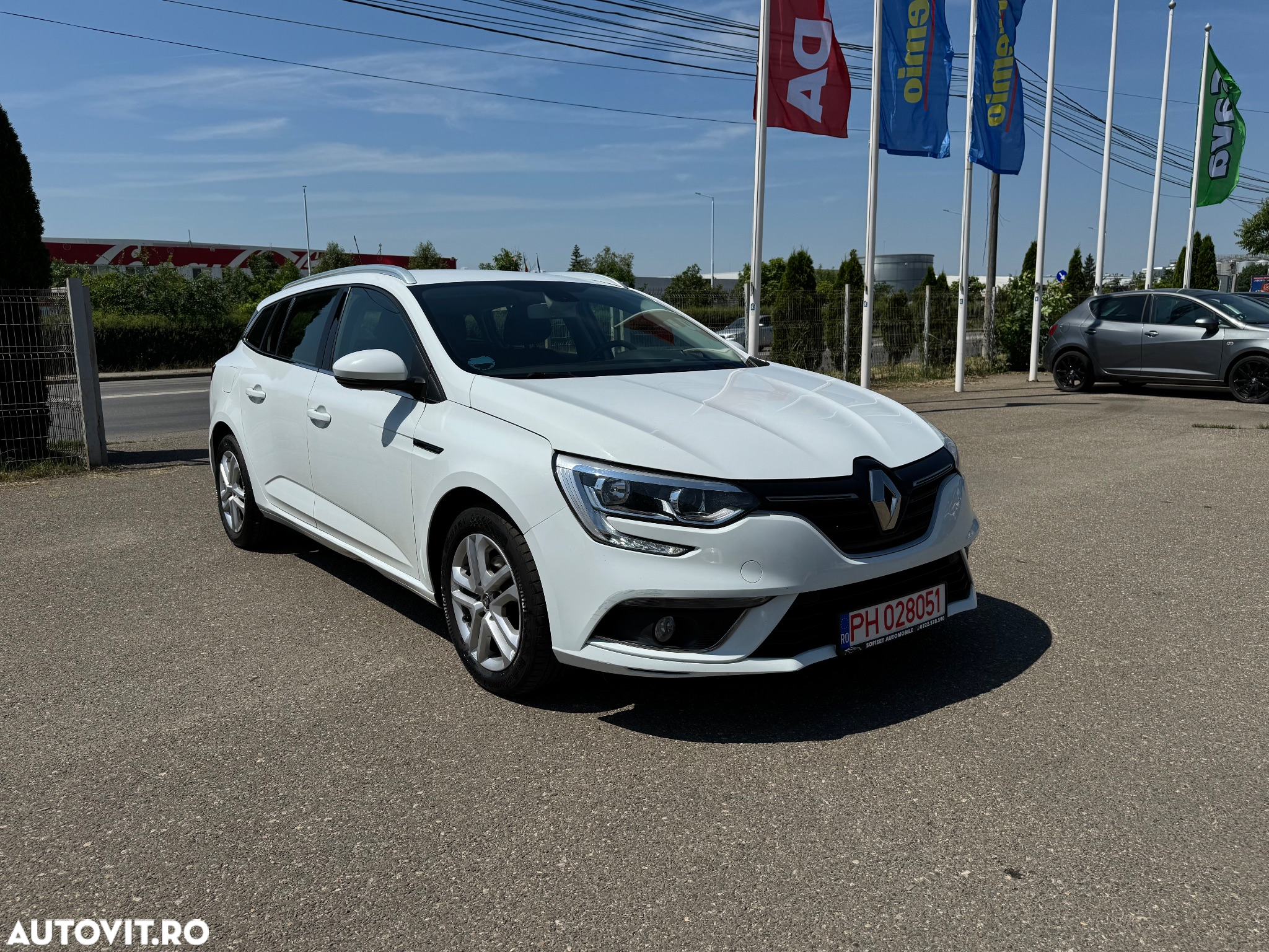 Renault Megane BLUE dCi 115 BUSINESS EDITION - 10