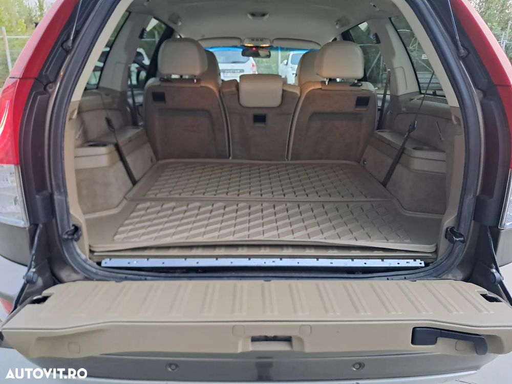 Volvo XC 90 D5 AWD Executive - 36