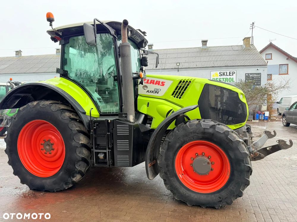 Claas Axion 810 - 3