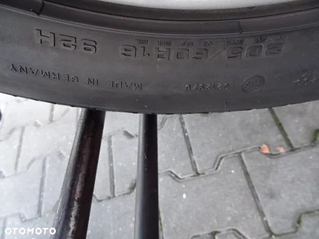 205/60/R16 92H GOODYEAR ULTRA GRIP 8 - 8