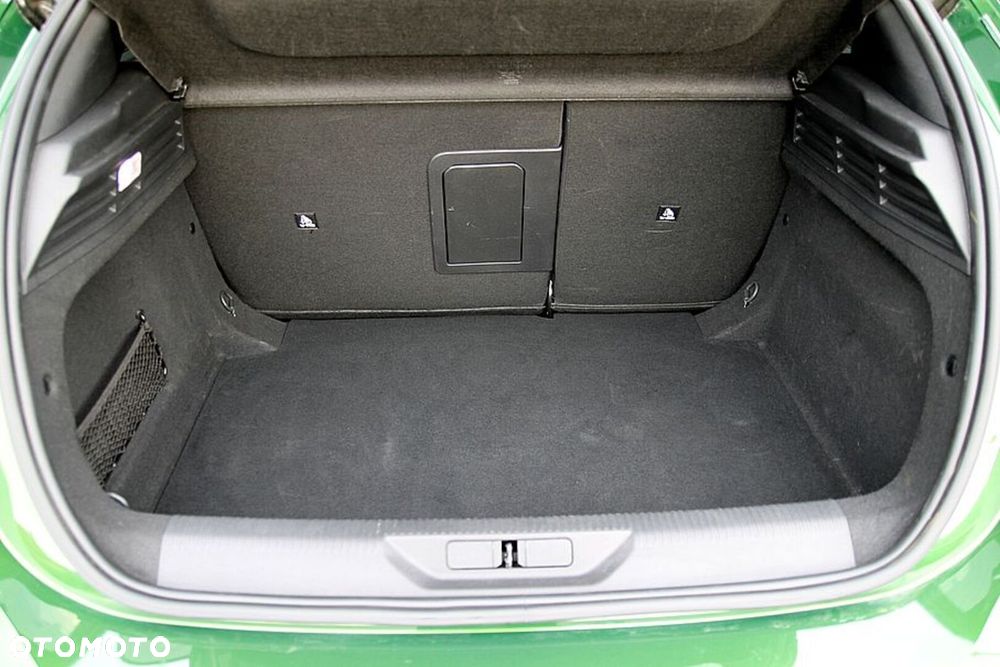 Peugeot 308 1.2 PureTech Allure S&S EAT8 - 16