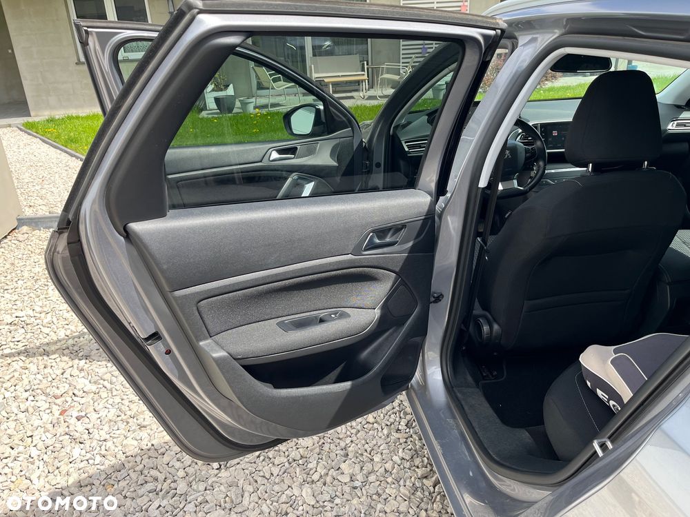 Peugeot 308 BlueHDi FAP 130 Stop & Start Allure Pack - 9