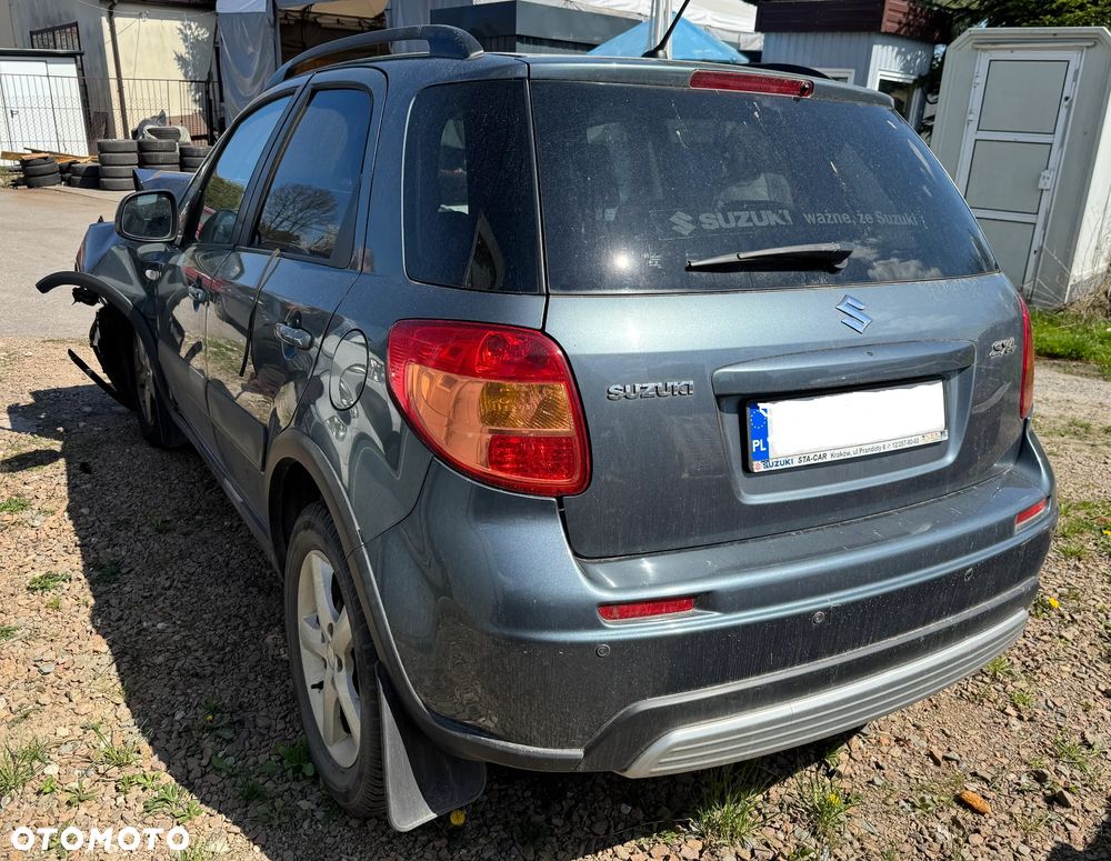 Suzuki SX4 - 7