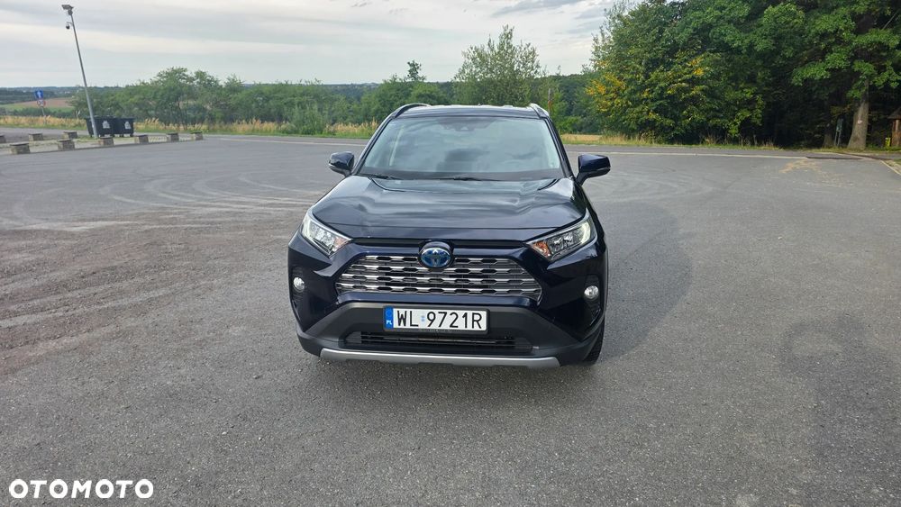 Toyota RAV4 - 1
